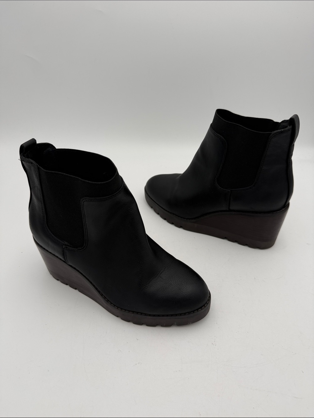 Crown Vintage Black Wedge Chelsea Ankle Boots women 7w casual office Y2K - Picture 2 of 14